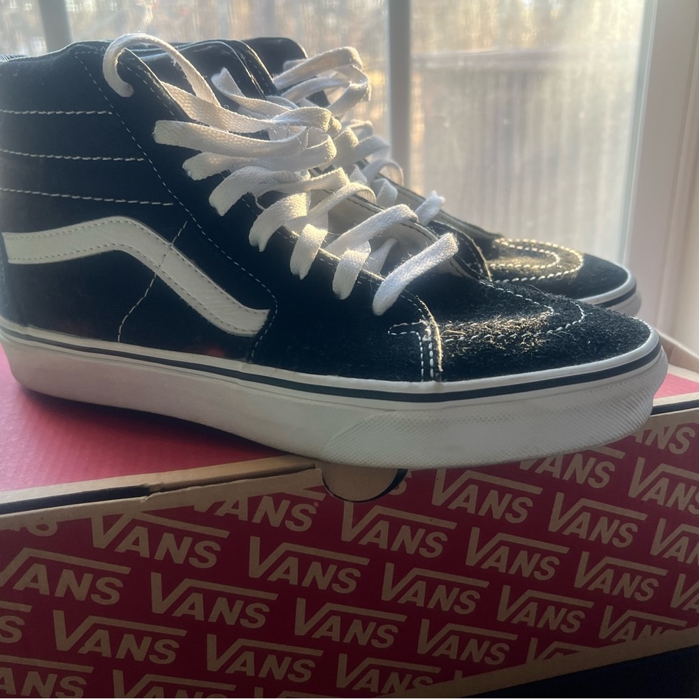 Vans Womens Black High-Top Sneakers